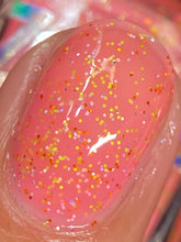 Load image into Gallery viewer, Zombie Claw - Keep Glowing (RTS)