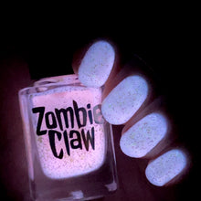 Load image into Gallery viewer, Zombie Claw - Keep Glowing (RTS)